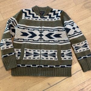 Pendleton Unisex Green and Cream Patterned Zip-Up Sweater